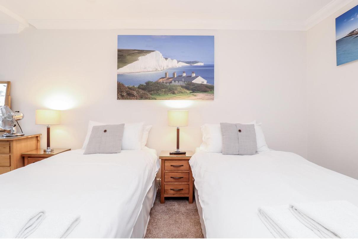 3 Queens Gardens Sea View Apartment Torneo de Torneo de Eastbourne Exterior foto
